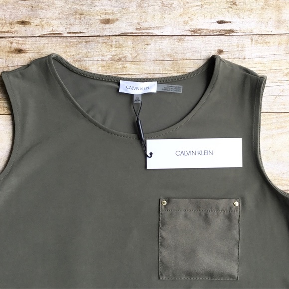 Calvin Klein Sleeveless Lightweight Top - Picture 5 of 6
